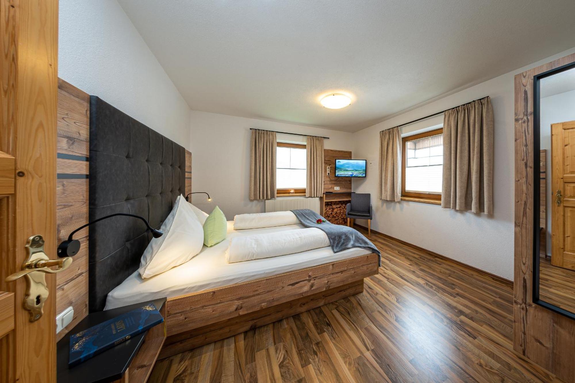 Appartements Am Burgsee Ladis Extérieur photo