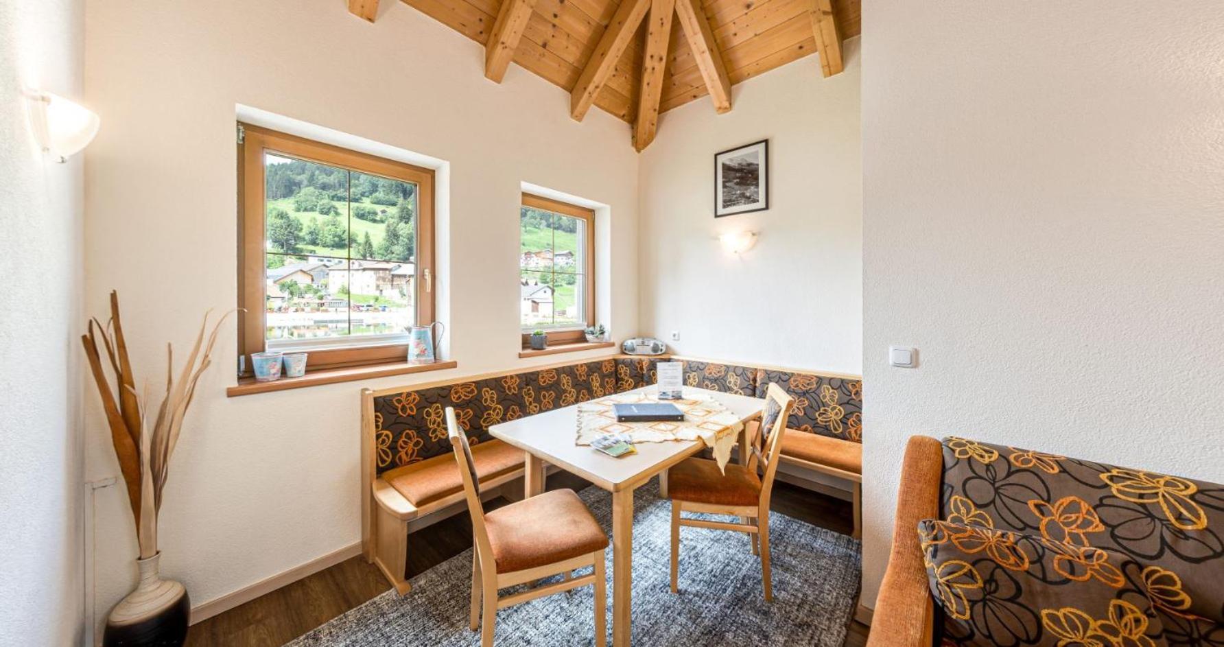 Appartements Am Burgsee Ladis Extérieur photo