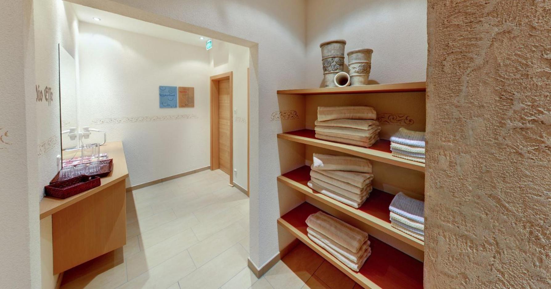 Appartements Am Burgsee Ladis Extérieur photo